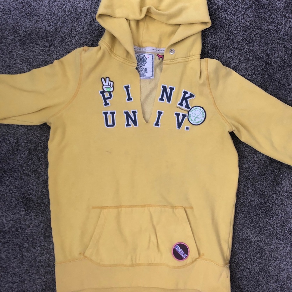 Vintage PINK yellow hoodie w patches